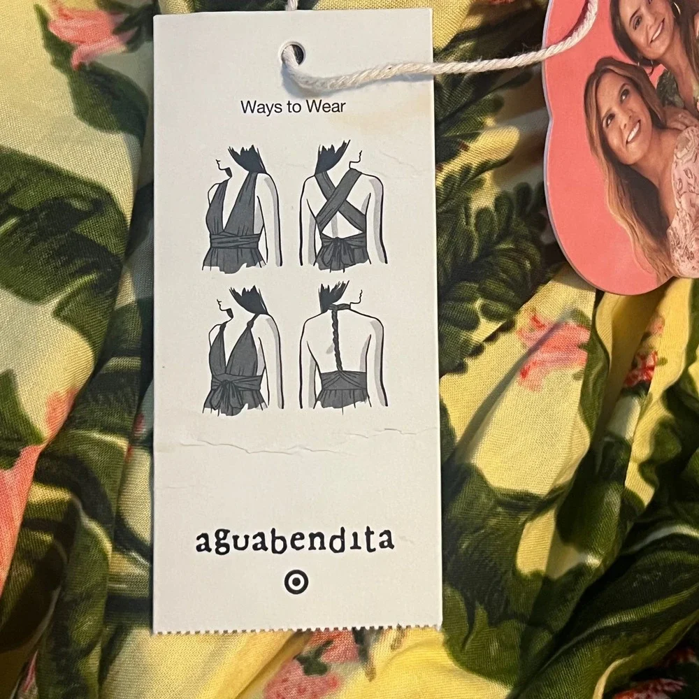 Agua Bendita capture vibrant